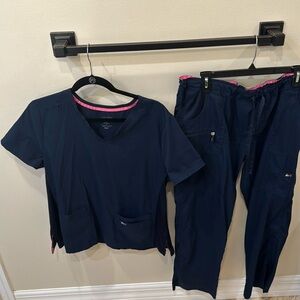 Koi Light slim fit, scrubs used, but in great condition